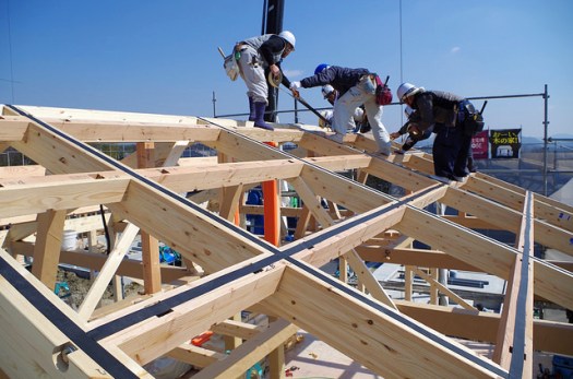 気密パッキンの施工