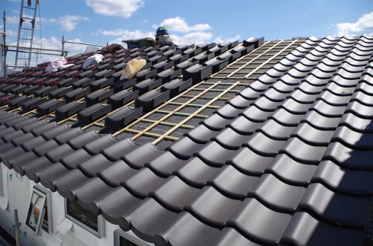 里山25号 屋根瓦 04