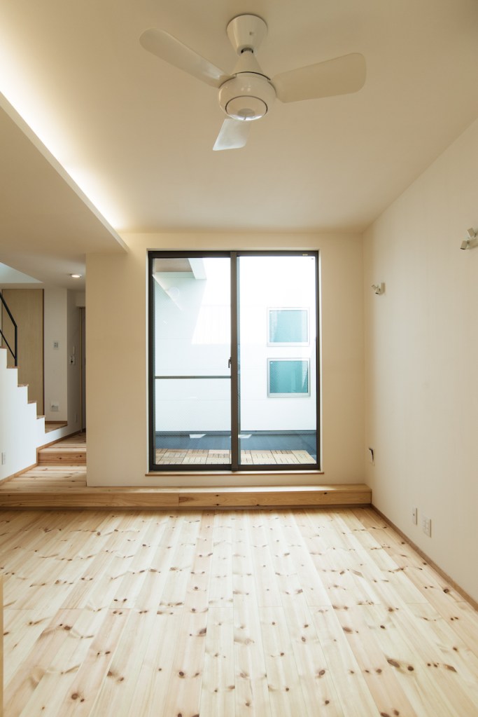 2階の中庭バルコニー